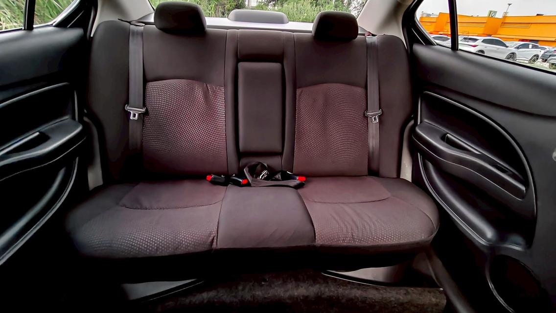 Mitsubishi Attrage 1.2GLX CVT ปี 2013 8
