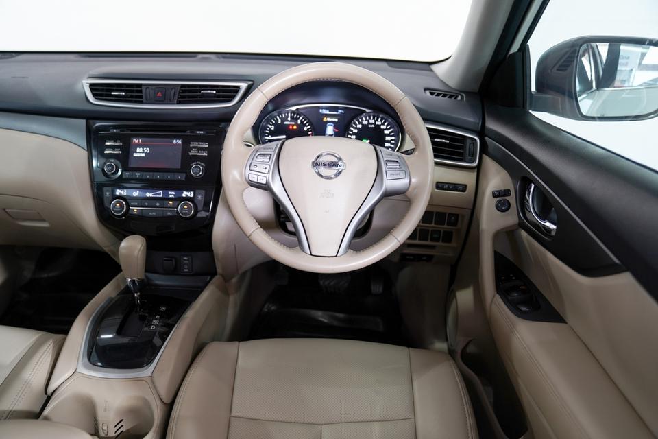 NISSAN XTRAIL 2.0 S AT ปี2015  9