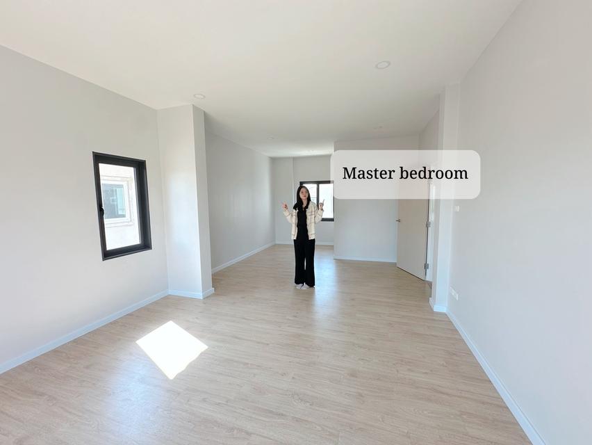 ขายบ้านเดี่ยว 2 ชั้น หลังใหญ่ พื้นที่เยอะ 6