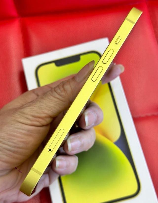 IPhone 14 สีเหลือง 2