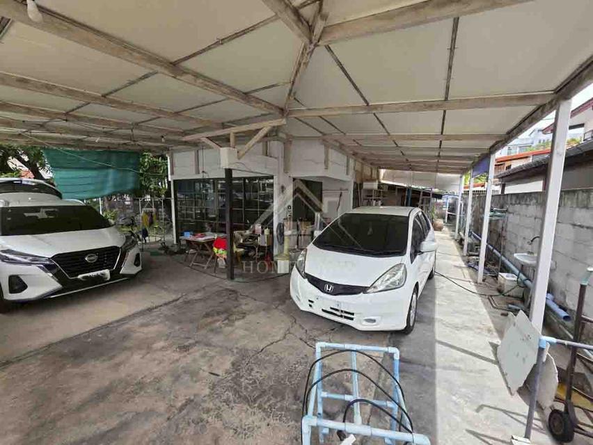 บ้านเดี่ยว 2 ชั้น หมู่บ้าน โอฬาร 2 นวมินทร์ 81 2