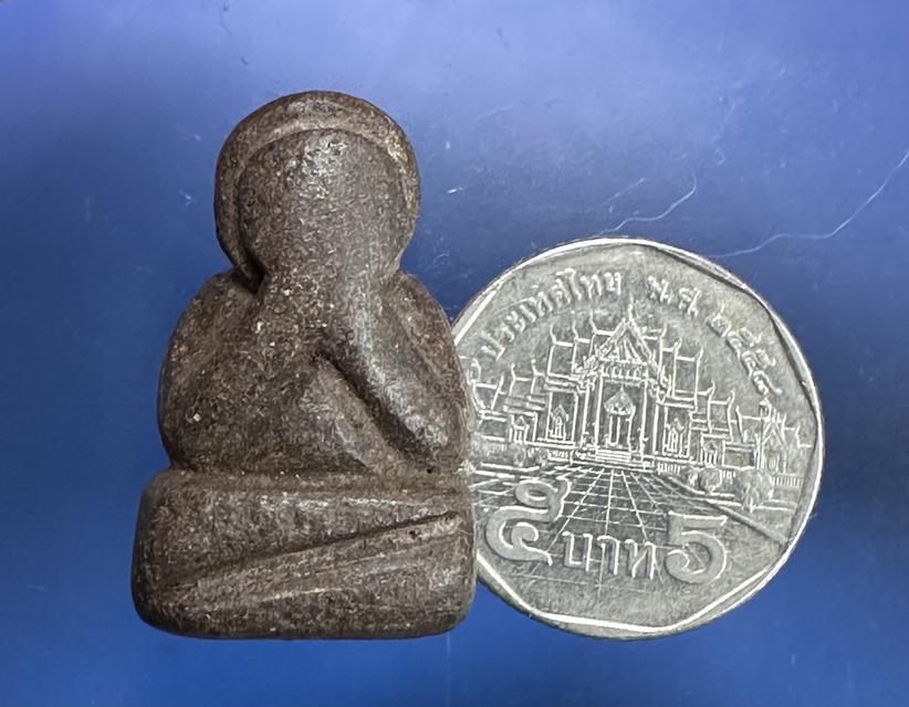 พระปิดตาเนื้อผงคลุกรัก ไม่ทราบที่ 6