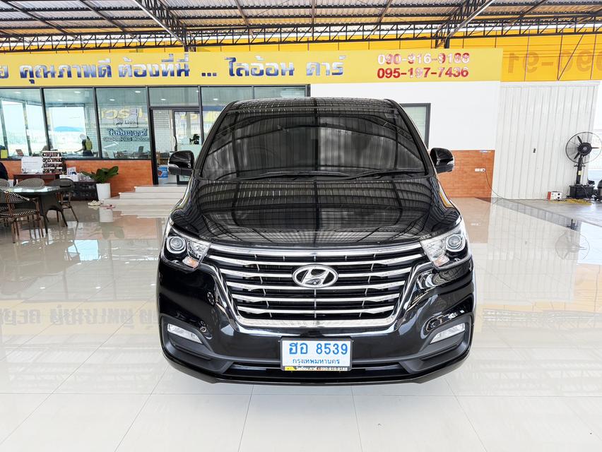 Hyundai H-1 2.5 Deluxe (ปี 2019) Wagon AT  2