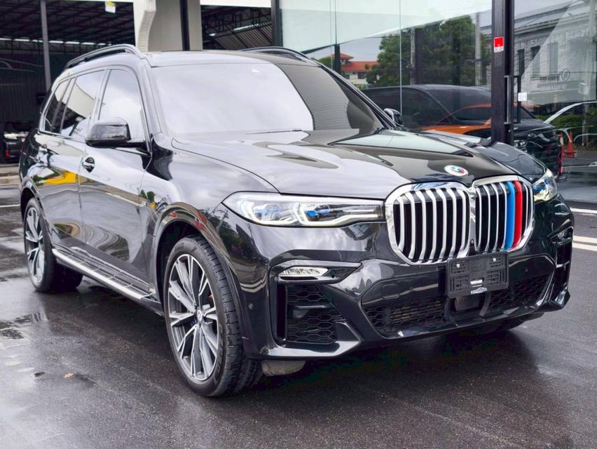 รหัสรถ KPV53 2023 BMW X7 xDrive40d M Sport สีดำ