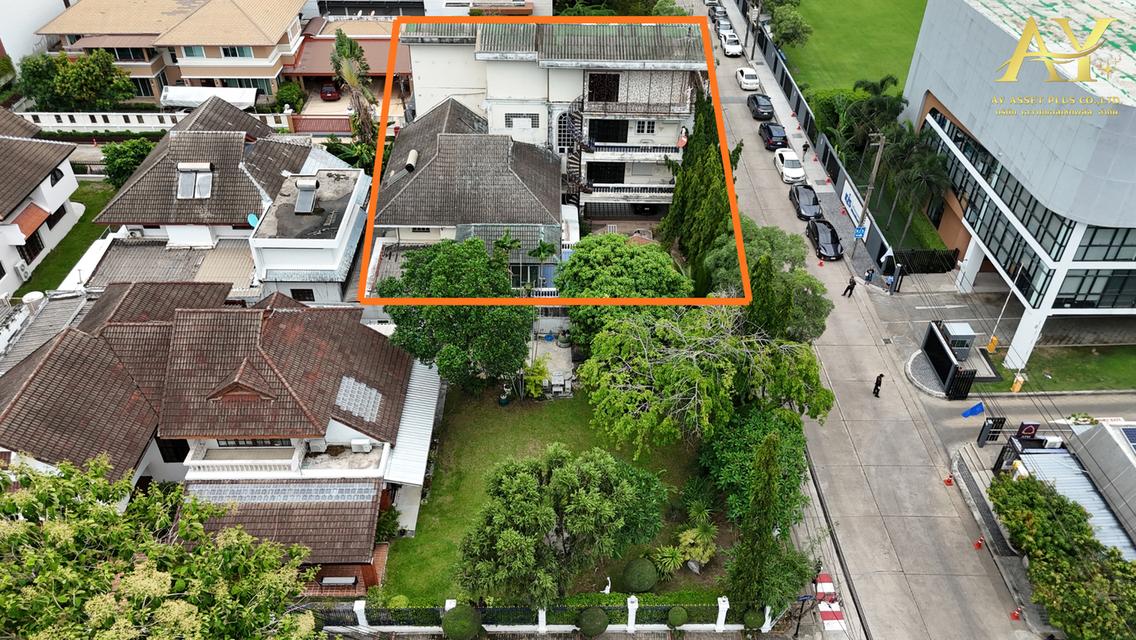 ขายที่ดินพร้อมบ้านเก่าแปลงหัวมุม #เกศินีวิลล์ (Kesinee Ville) 128 ตร.ว. ใกล้โรงเรียนนานาชาติ KIS เพียง 10 เมตร! 4