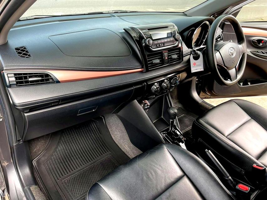 Toyota Vios E 1.5 AT ปี2017 8