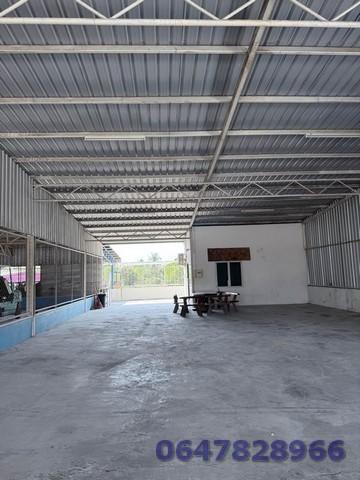 โกดังว่างให้เช่าพื้นที่สีม่วง สามารถพักอาศัยได้ ริมถนน by pass ขาเข้าชลบุรี 8