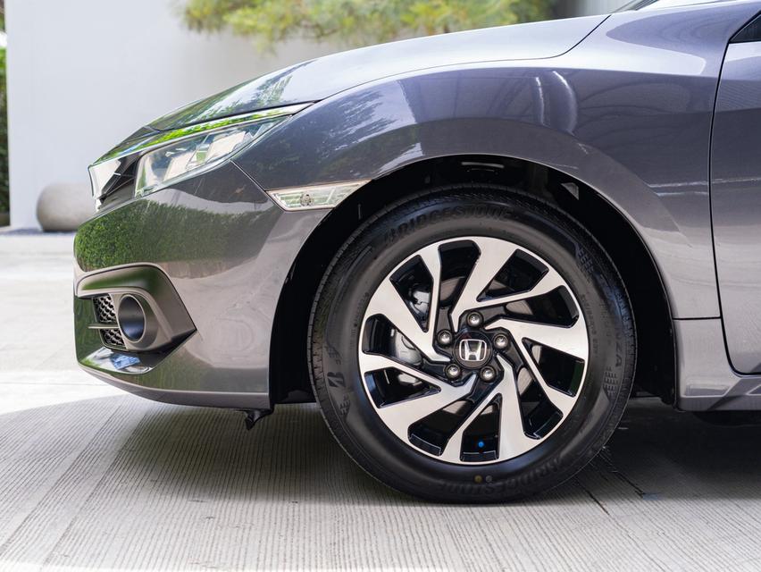 Honda Civic FC 1.8 EL ปี 2016 รูปที่ 18