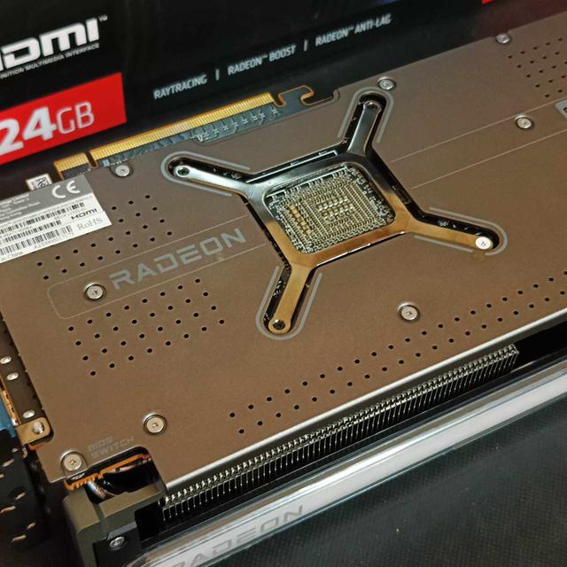 AMD RADEON VAPOR-X 24GB GDDR6 3