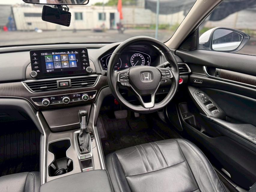 HONDA ACCORD G10   Sedan 4dr TURBO EL CVT FWD  1.5iTC Y19 สีขาว 15