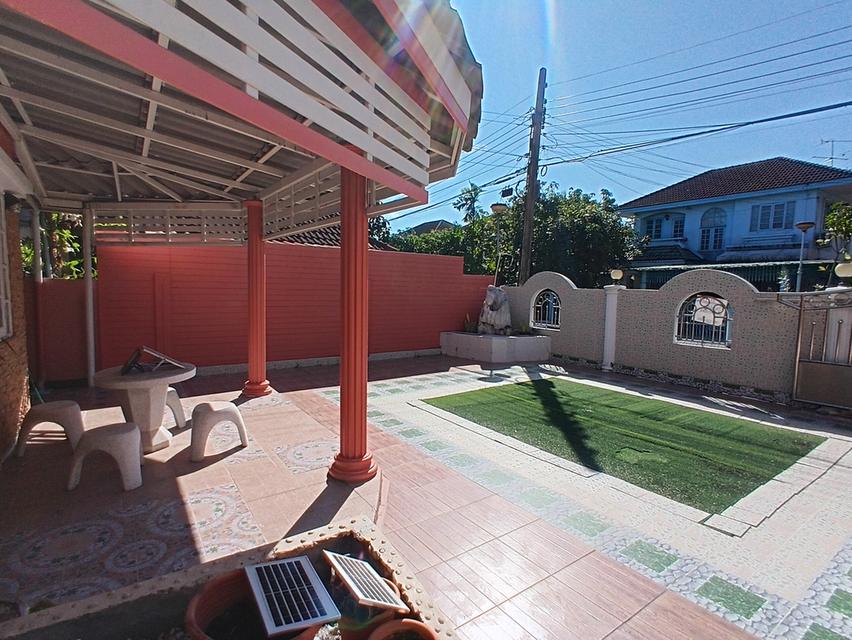 ขายบ้านเดี่ยว 2 ชั้น 4 ห้องนอน 3 ห้องน้ำ เนื้อที่ 63 ตารางวา หมู่บ้านชลลดา สายไหม 34 กรุงเทพมหานคร 2