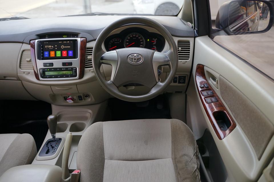 2013 TOYOTA INNOVA 2.0G 12