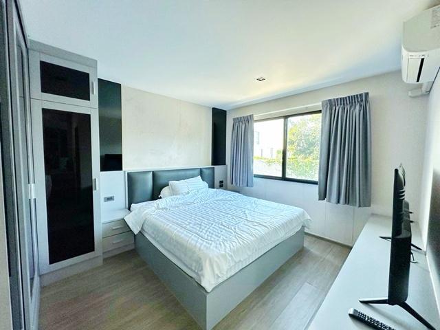 จัดเต็มเฟอร์ฯ MRT มัยลาภ เลียบด่วนเอกมัย ถูกสุดในโครงการ 3 นอน รามอินทรา เดอะวอล์ค เกษตร-นวมินทร์ 800 ม. ให้เช่าทาวน์โฮม 3