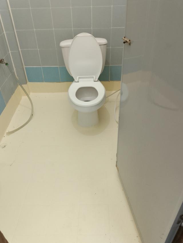 ขายบ้านมือสองพร้อมผู้เช่าเก็บค่าเช่าต่อได้เลยทำเลดีเดือนละ 5,500 บาท 6