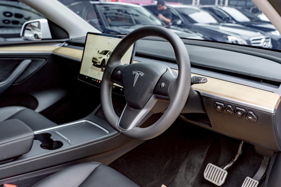 Tesla Model 3 Long Range 2023 สีขาว รูปที่ 8