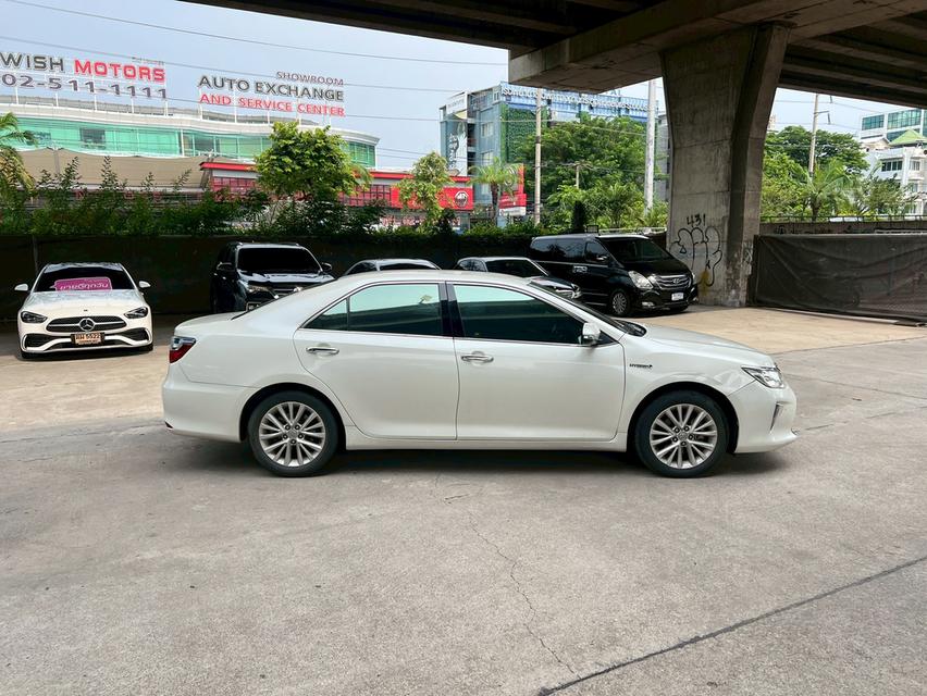 ขายรถ Toyota Camry 2.5 Hybrid ปี 2016 สีขาว เกียร์ออโต้ 8