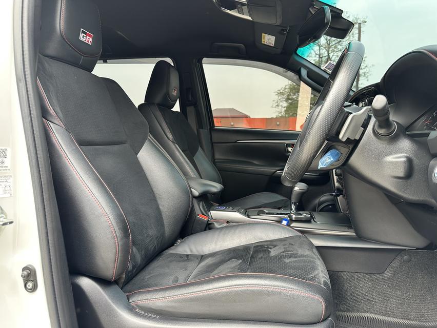 รหัสรถ PAT8803 TOYOTA FORTUNER 2.8 GR SPORT  4WD  ปี 2022 (ท็อปสุดในรุ่น) รูปที่ 9