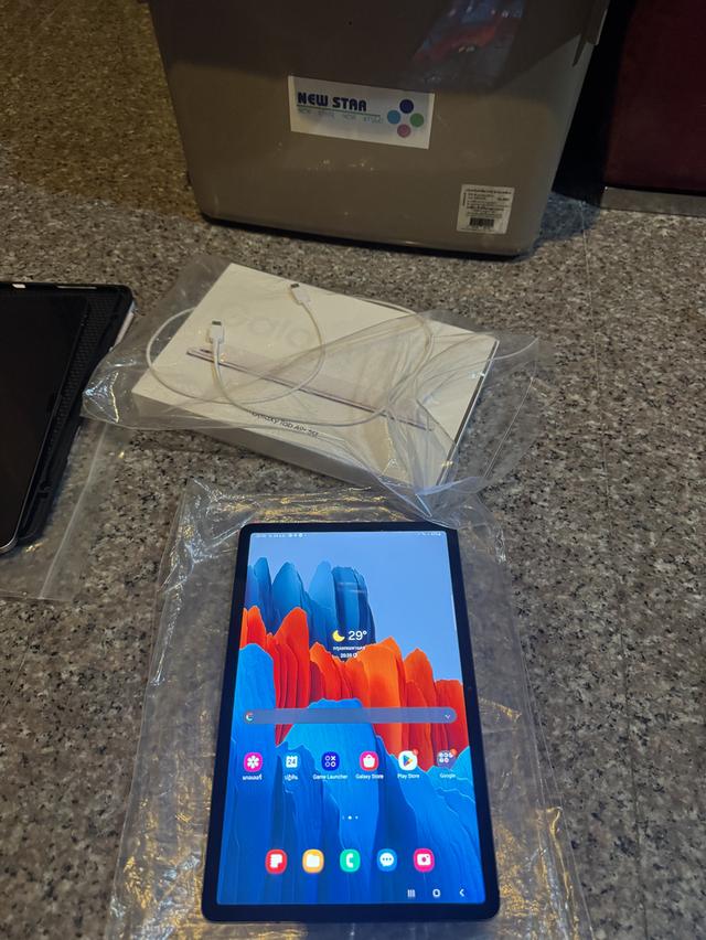 ขายๆๆๆถูกSamsungTabS7สีMystic Gray 128กิ๊กLTEใส่ซิมได้สูนTrueสภาพสวยการใช้งานดีเยี่ยมทุกๆฟังชั่นเครื่องรีสโตได้ตลอดไม่มีติดแอคเค้าใดๆคับ สภาพ: 98% ส