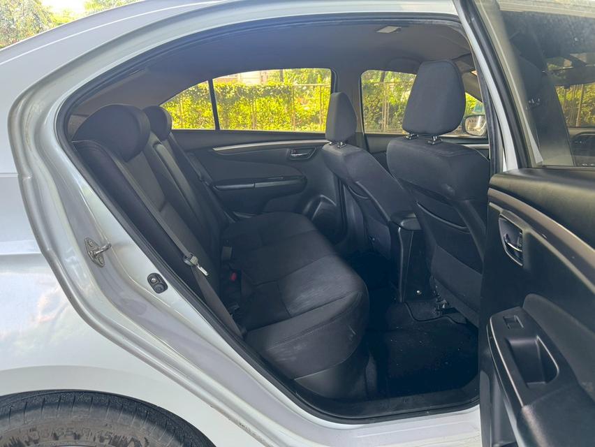 Suzuki Ciaz Year 2015=5 9