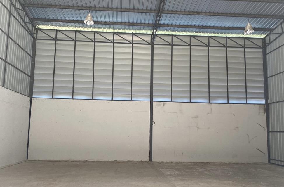 🔹 โกดังคุณภาพ พร้อมรองรับการเติบโตของธุรกิจ 🔹โกดังให้เช่า ทำเลย่านสายไหม 31 เดินทางสะดวก เหมาะสำหรับสต๊อกสินค้า ศูนย์กระจายของ หรือออฟฟิศขนาดย่อม 7