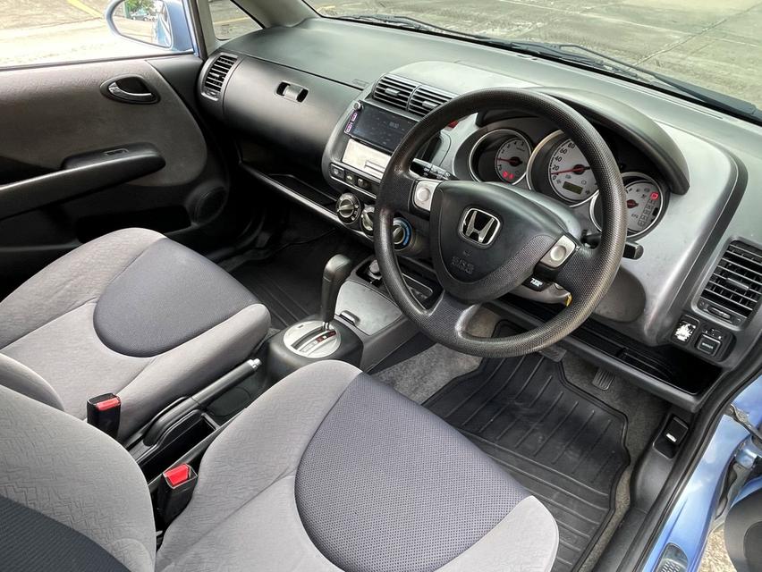 HONDA JAZZ 1.5 E (AS) i-DSI ปี 2004 เกียร์AUTO สภาพนางฟ้า 9