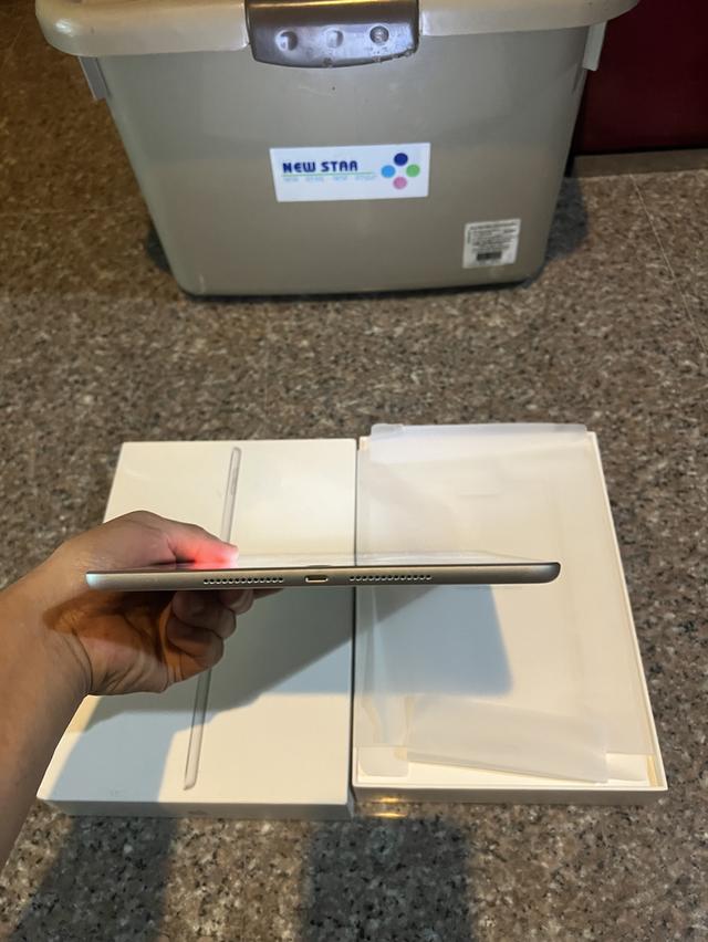 ขายiPadGen9สีSilver64กิ๊กสูนTrueมีกล่องสภาพสวยๆใช้งานดีถูหๆมากก รูปที่ 4