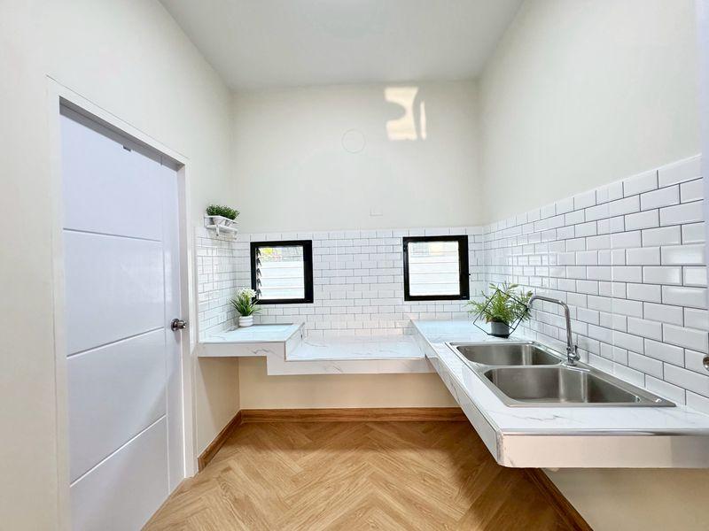 หมู่บ้านพฤกษ์ลดา คลองถนน วงแหวน–รัตนาธิเบศร์ บ้านเดี่ยว 2 ชั้น  ถนนเมน ตกแต่งใหม่พร้อมอยู่ โครงการ (Land & Houses) 12