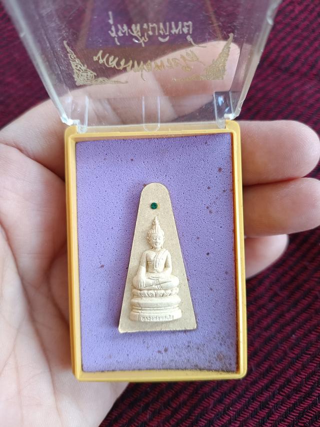 หลวงพ่อพระใส(ฝังพลอย) รุ่นสไบทิพย์ วัดโพธิ์ชัย หนองคาย ปี๔๙