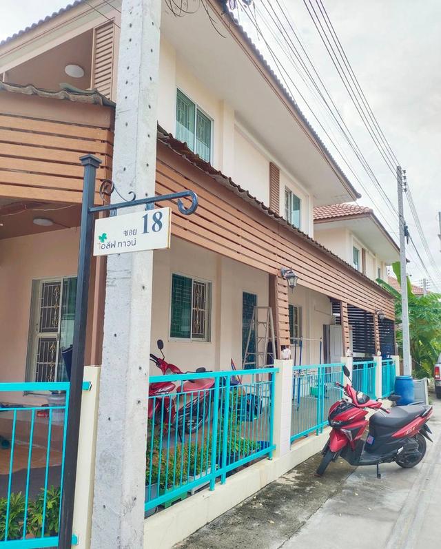 ขายด่วนทาวน์เฮาส์หลังมุมตกแต่ง โครงการไอลีฟ ทาวน์ พระราม 2 กม.18 (ใกล้ถนนพระราม2 ประมาณ 0.9 ก.ม.) หมู่ 5 ตำบล พันท้ายนรสิงห์ อ.เมือง จ.สมุทรสาคร 6