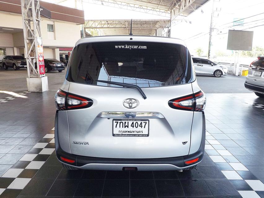 TOYOTA SIENTA 1.5V AUTO ปี 2018 รหัส KCY4047 7