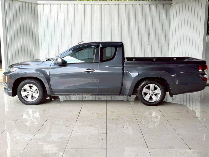 MITSUBISHI TRITON 18-23 2.5 GLX ปี 2020 สีเทา MT โฉม MEGA CAB รูปที่ 5