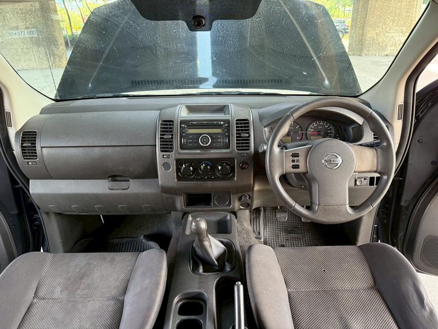 ขายรถ nissan navara 2.5 CAB ปี 2012 สีดำ เกียร์ธรรมดา 14