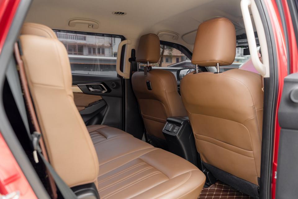 Isuzu MU-X 3.0 Ultimate 2WD 2023 สีแดง รุ่นท็อป 2WD รถเดิมๆจากโรงงาน รูปที่ 16