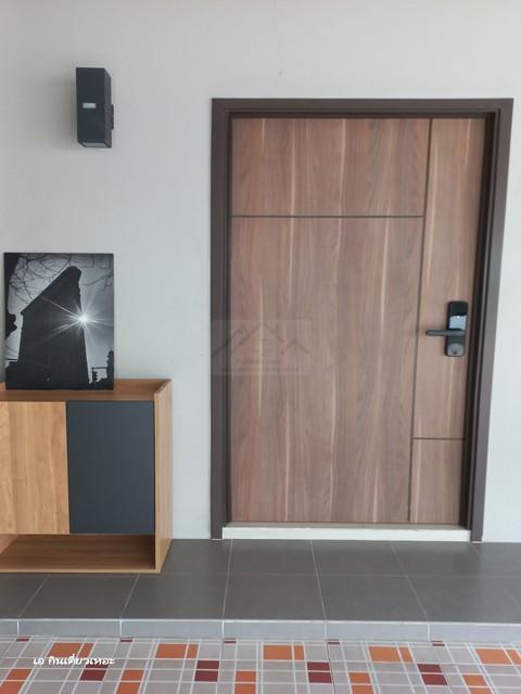 ให้เช่าทาวน์โฮม 2 ชั้น 3 ห้องนอน โครงการ พฤกษาวิลล์ 73 ซอยพัฒนาการ 38 ใกล้ทางด่วน *** ราคาเช่า 25,000 บาท/เดือน ประกัน 2 ล่วงหน้า 1  ติดต่อ คุณช่อผกา  3