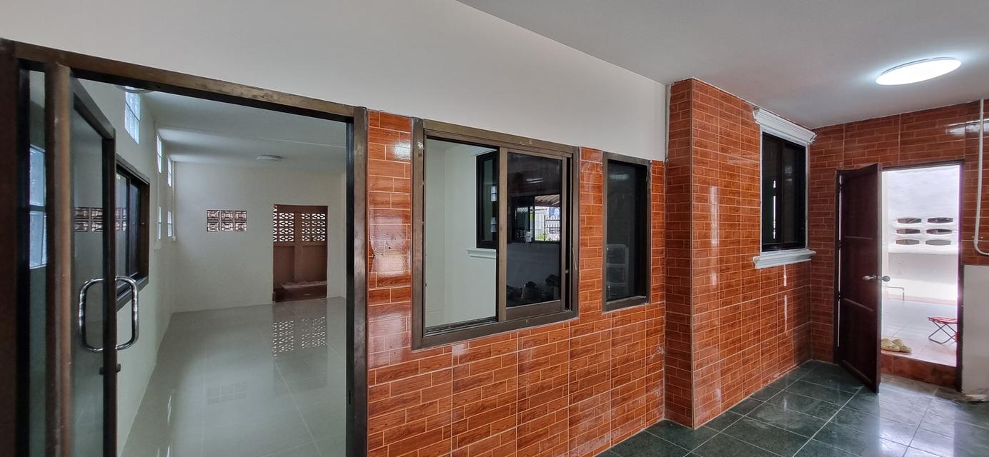 บ้านเดี่ยวชั้นเดียวรีโนเวทใหม่ 14