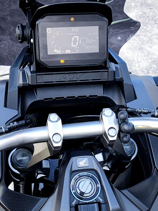 Honda ADV350 H2C Touring Master Edition (2022) มี 100 คันในประเทศ รูปที่ 7