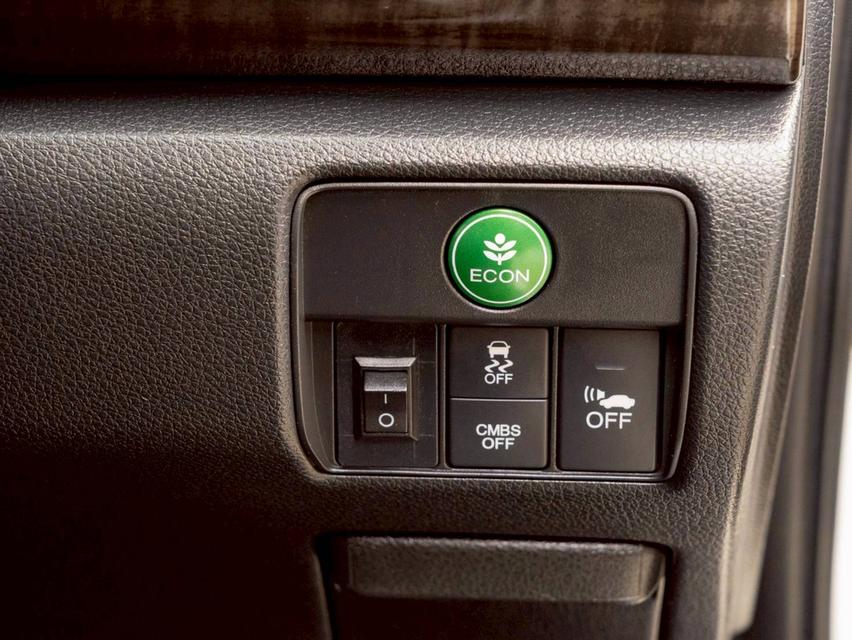 Homda Accord 2.0Hybrid ปี15 10