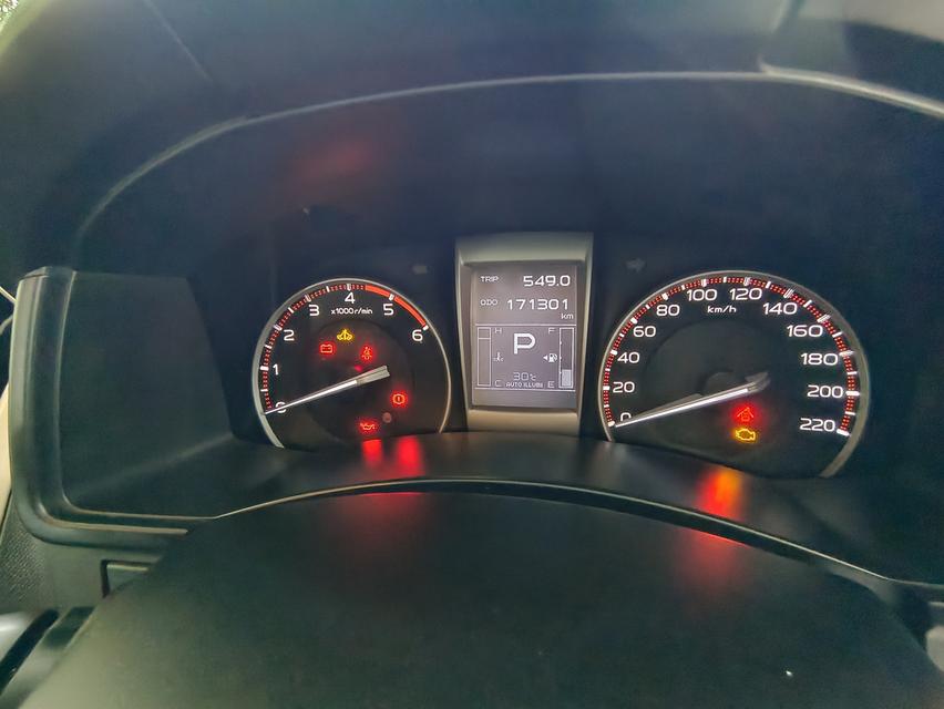 ขาย รถกระบะ 4ประตู เกียร์ Auto Isuzu ปี 2014 Hilander 2.5 Z Prestige Auto 17