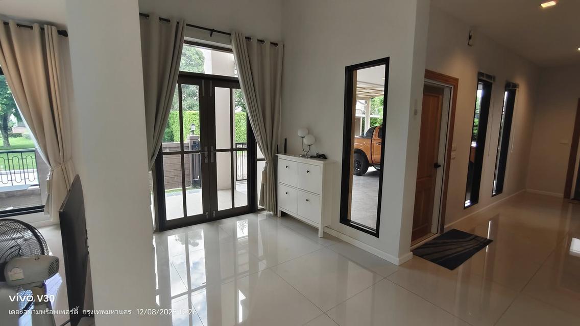 บ้านหรูแปลงมุมสวนส่วนตัว ให้เช่ารามอินทรา เลขมงคล 999 ทิศใต้ 4 นอน 5 น้่ำ 85,000 เท่านั้น (รับต่างชาติ)  ลัดดารมย์ วงแหวนรามอินทรา 13