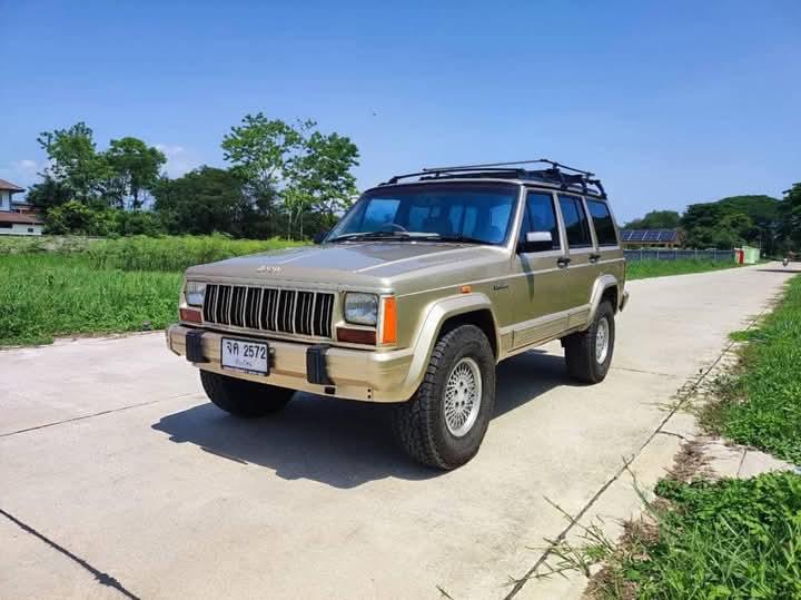 Jeep Cherokee ปี 1995 สีทอง 5