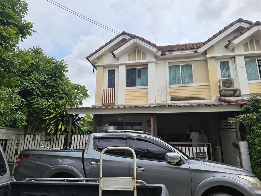 ขายบ้านพร้อมผู้เช่า ทาวน์เฮ้าส์ 2 ชั้น หมู่บ้านพฤกษา46 (หลังมุม) ติวานนท์-รังสิต ใกล้ทางด่วนศรีสมาน 1