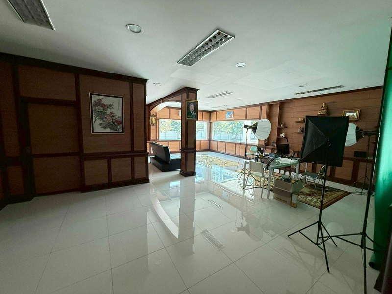 ให้เช่าโกดังพร้อมสำนักงาน ถนนเทพารักษ์ สมุทรปราการ BRE24003 9