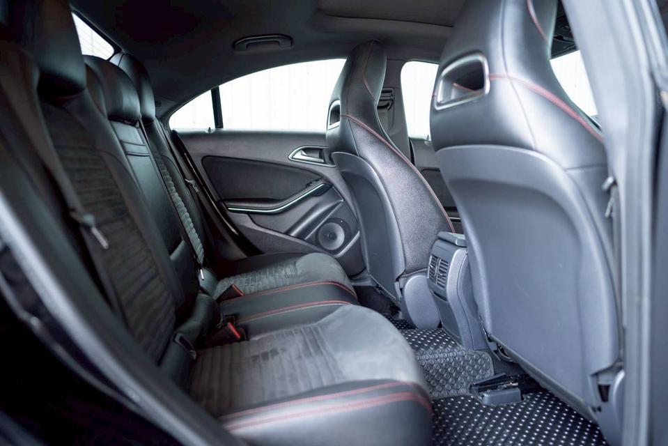 BENZ CLA-CLASS 250 AMG ปี 2017 โฉม W117 ปี13-20 12
