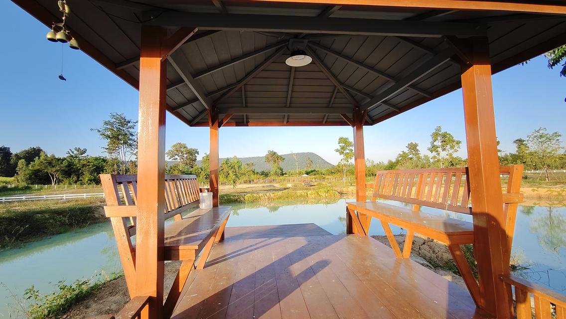 ที่ดิน " วิวภูเขา " อากาศดี ใกล้วังน้ำเขียว ใกล้ทางหลวง 304 วิวภูเขาลอมรอบ ภูหลวง ปักธงชัย นครราชสีมา มีให้เป็นเจ้าของอีก 5 แปลง เท่านั้น 6