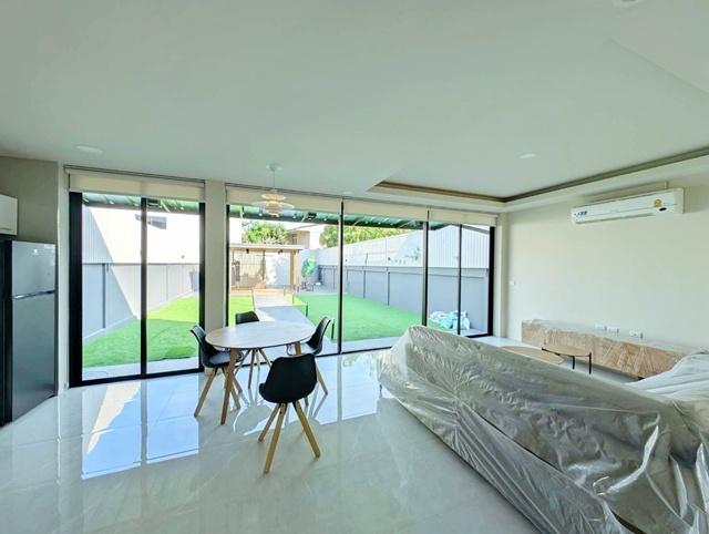 ตกแต่งครบครัน ลาซาล-บางนา BTSบางนา2.1กม. แบริ่ง ให้เช่าบ้านเดี่ยว2ชั้น 4 นอน 4 น้ำ บ้านใหญ่พร้อมสวน รับชาวต่างชาติ 5