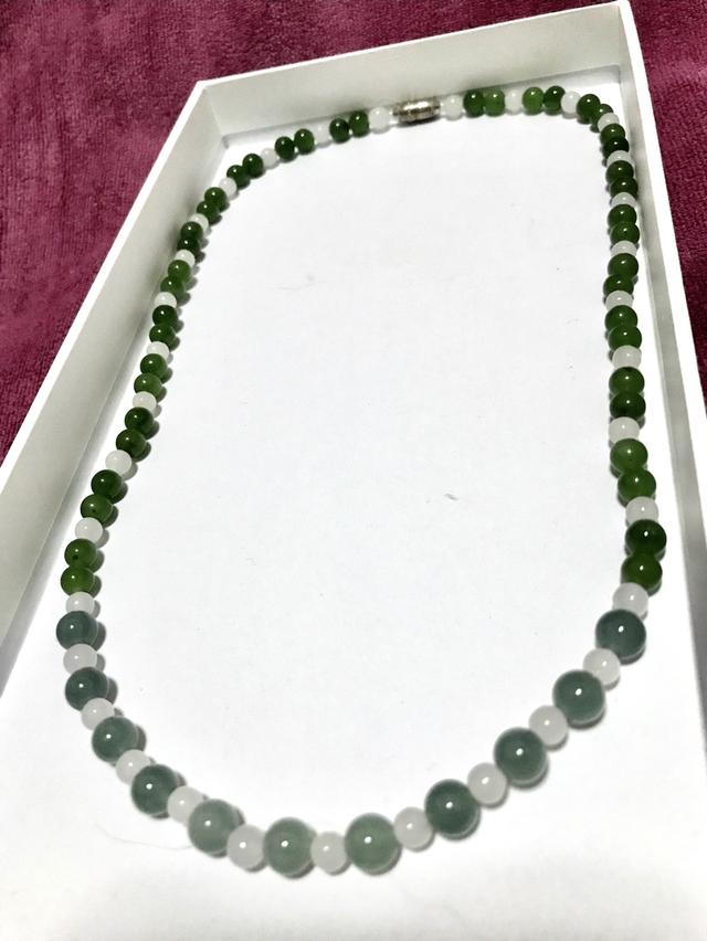 เครื่องประดับสตรีสร้อยหินแท้หยกแท้สีเขียว,ฟ้า