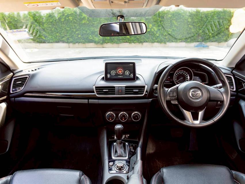 Mazda 3 2.0C ปี 2016 ♨️ #ประกันเครื่องเกียร์หลังการขาย3ปี / 30,000km. ♨️ รูปที่ 10
