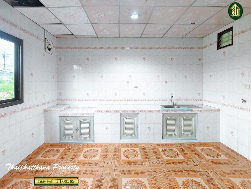 เค.ซี. คู่สร้าง วิลล่า  15