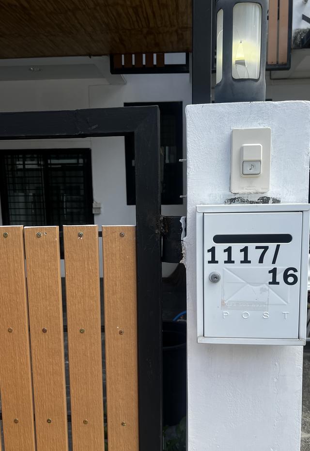 ขายบ้านทาวน์เฮาส์ 2 ชั้น สไตล์โมเดิร์น 2
