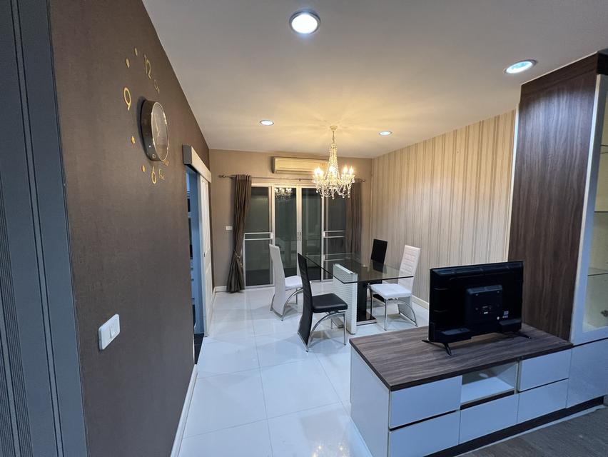 บ้านเช่าลาดพร้าว ใกล้รถไฟฟ้า 3ห้องนอน 2ห้องน้ำ พื้นที่ใช้สอย110ตรว. ตกแต่งสวย ซอยเข้าออกได้หลายเส้นทาง 5